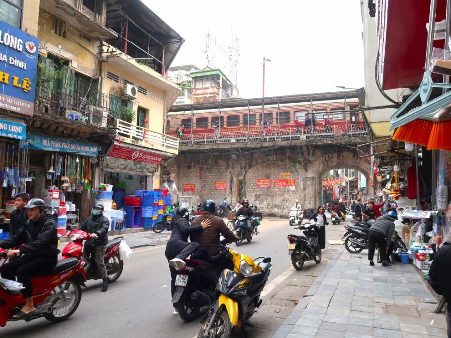 ロイビエン駅２