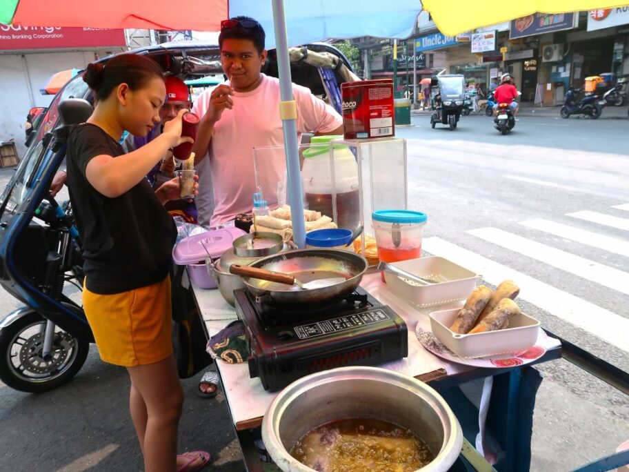 バクララン市場3