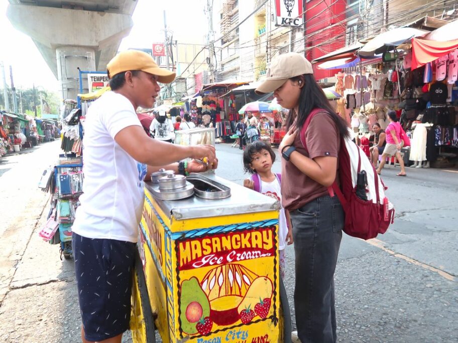 バクララン市場5