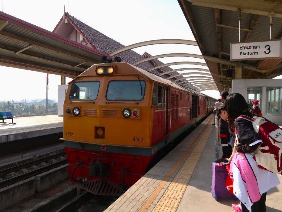 列車1