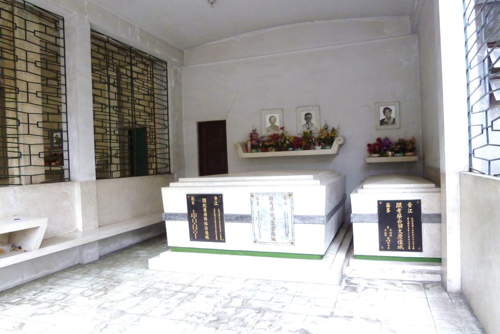 墓地4